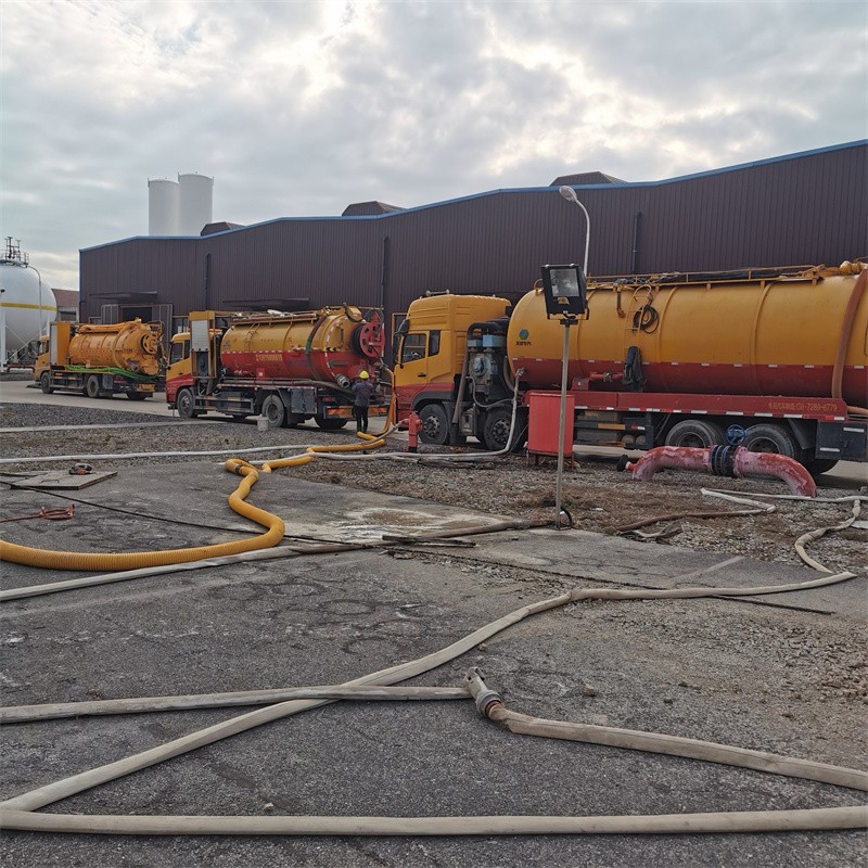 磁县污水池清理